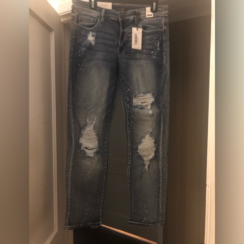 Judy Blue Distressed Mid Rise Boyfriend Fit Jeans - Light Blue